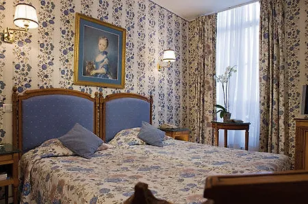 Grand De L'univers Saint-germain Hotel 3*