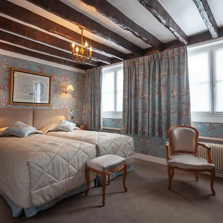 Grand De L'univers Saint-germain Hotel