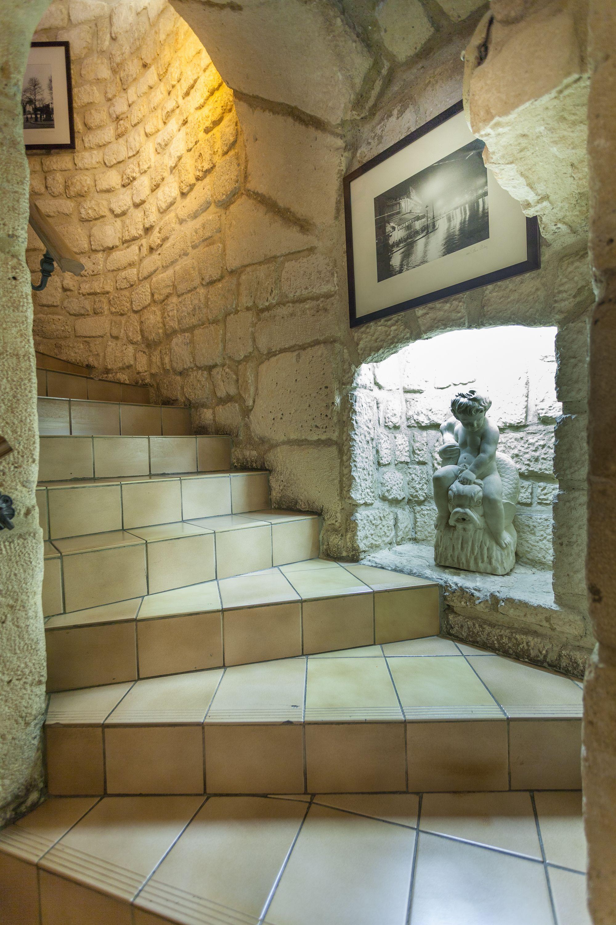 Grand De L'univers Saint-germain