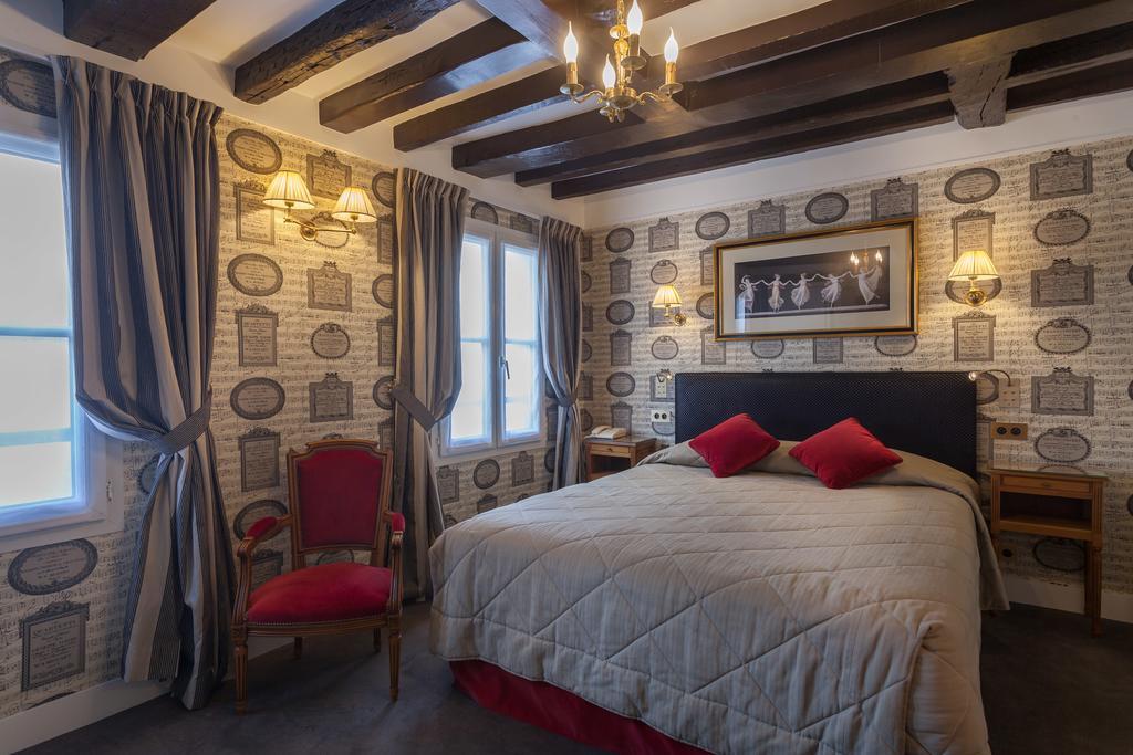 Hotel Grand De L'univers Saint-germain